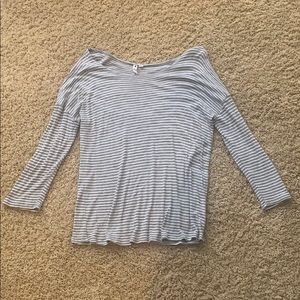 3/4 sleeve stripped shirt